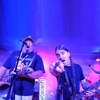 305257_10150299483162958_2657900_n