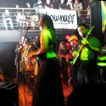 56443_10151335392955407_981083318_o